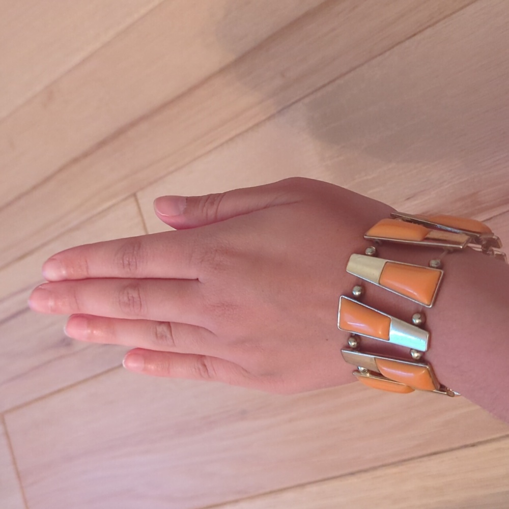 Bracelet - discolored